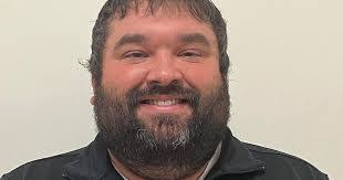 Jessica Maines's Instagram, Twitter & Facebook