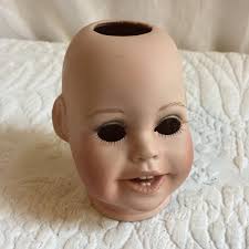 Porcelain doll teeth