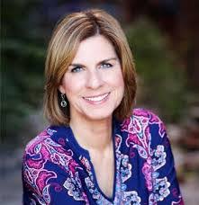 Deanna Porterfield's Instagram, Twitter & Facebook