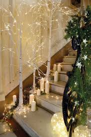 Avoir une fonction de dressing et de temps d'arrêt pour se chausser, mettre son manteau. Deco De Noel Exterieur 20 Idees Lumineuses Pour Le Jardin Et La Facade Deco Noel Exterieur Arbre Lumineux Deco Lumineuse Noel