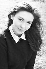 Jade Vincent's Instagram, Twitter & Facebook