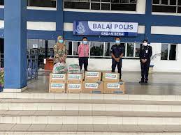 Koperal polis ditahan, samun wanita china koperal polis ditahan selepas dipercayai terbabit dalam kejadian samun seorang wanita warga china di jalan perdana 3/10 pandan perdana, ampang, semalam. Econsave Econsave Bagan Serai Program Sumbangan Bahan Facebook