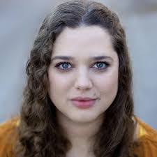 Madelyn Smith's Instagram, Twitter & Facebook