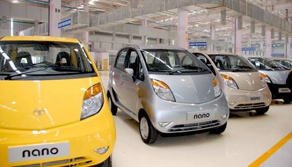 Shri Narendra Modi, Shri Ratan Tata launch Nano from Sanand