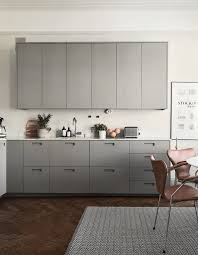 Minimal Kitchen With Large Dining Area Coco Lapine Design Minimal Kitchen Kitchen Interior Minimalist Kitchen Design