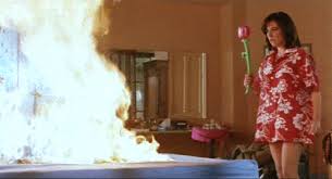 Resultado de imagen de mujeres al borde de un ataque de nervios