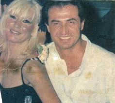 Η καίτη φίνου στο dot. H Kaith Finoy Anebase Fwto Apo Th Sxesh Ths Me Ton Leyterh Pantazh Aftodioikisi Gr