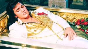 Experts' HUGE Announcement About Elvis Presley's Tomb In Graceland Just  Shocks Everyone It began like any other morning at Graceland, quiet,  respectful, ordinary. But then, a single press release shattered the  stillness.