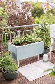 Diy Plant Box Blumenkubel Selber Bauen Leelah Loves In 2020 Pflanzen Banke Garten Haus Und Garten