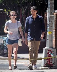 Em) was born in paris, france. Emma Watson Enjoys Rare Outing With Boyfriend William Mack Knight Emma Watson Celebrity Street Style Emma