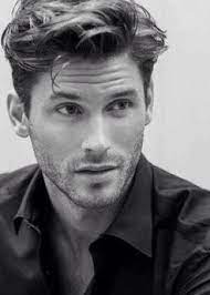 Scruffy Male Model Oblong Face Haircuts Oblong Face Mens Hairstyles