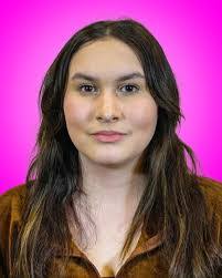 Amanda Busse's Instagram, Twitter & Facebook