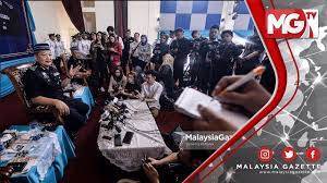 Check 'soal siasat' translations into english. Terkini Sebar Video Lucah Polis Masih Soal Siasat Suspek Ketua Polis Negara