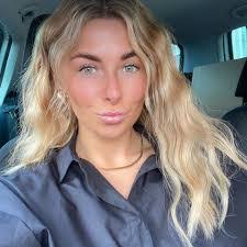 Emma Crossley's Instagram, Twitter & Facebook