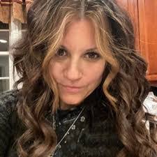 Allison Covert's Instagram, Twitter & Facebook