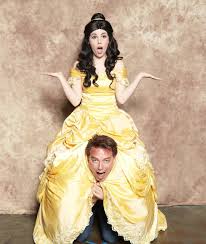 When an actual dinosaur crashes your dress rehearsal @hollywilloughby's reaction is everything! John Barrowman S Kind Of Disney Princess We Can Say My First Ever Photo Opt Was Pretty Memorable Album On Imgur