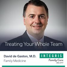 Karlie Kay (@karliekay15)