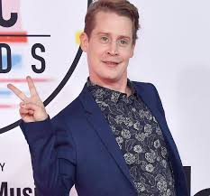 Though best known for his role as kevin mccallister in home alone and home alone 2: Macaulay Culkin Smosh Wiki Fandom