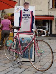Il travaille un temps pour manufrance puis france loire, qui fabrique alors des vélos sous les marques mercier et poulidor. Raymond Poulidor Mercier Seite 5 Rennrad News De