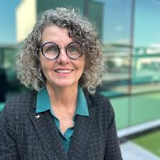 Natalie Stapleton (@Nat_Stapleton)