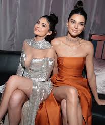 Kendall jenner and kylie jenner pictures. Kendall Kylie Jenner Post Bikini Videos Watch Hollywood Life