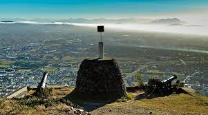 Cape Town As Seen From Devils Peak Hiking Trail Table Mountain Hiking Tablemountain Capetown Top 10 Beaches Table Mountain Scenic
