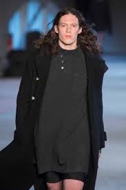 Try clay if you want. Long Men S Hair 6 Styling Tips You Need For Your Mane