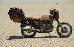 元バイク屋の俺が全力で マッドマックス 怒りのデス ロード の魔改造バイクを特定しようと試みた結果 おこめ式自動車工房 マッドマックス デスロード ツーリング