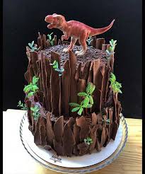 Tocó ser acompañante mientras hacían un pastel de dinosaurio paseando por ahí, viendo a algunos idiotas y a veces siéndolo Ideas De Pasteles De Dinosaurios Para Tu Hijo