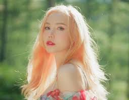 Hotgirl từng khiến Trấn Thành tiếc nuối lấy chồng phó giám đốc kém 2 tuổi,  được cả nhà chồng cưng chiều