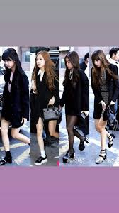 Posts about taeyang written by oh dara! Blackpink Cl And Dara At Taeyang And Hyorin Wedding Kim Jisoo Amino