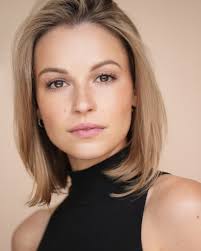 Kaila Wallace's Instagram, Twitter & Facebook