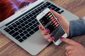 The market edge stock tools app is the best stock market app to track canada s&p/tsx and stay on top of the global stock markets. The 20 Best Mobile Investment Applications In Canada Hardbacon