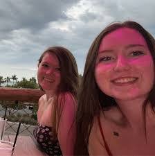 Mackenzie Holland's Instagram, Twitter & Facebook