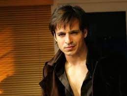Vivek Oberoi Wallpapers Free Hd Wallpaper Download Vivek Oberoi Bollywood Celebrities Bollywood Actors