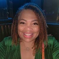 Kimberly Roundtree's Instagram, Twitter & Facebook