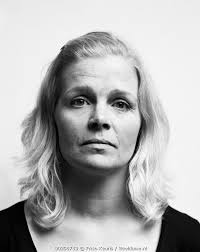 Monique Bergman's Instagram, Twitter & Facebook