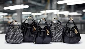 Designer Cross Body Bag For Women | DIOR