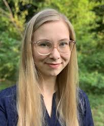 Nicole Sieck's Instagram, Twitter & Facebook