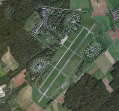 Parmi eux, l'ancien commandant d'escadrille denis turina. Ba 136 Les Annees Ricour 1993 1995