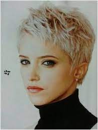 Frech frisuren graue haare damen. Kurzhaarfrisur 2019 Damen Freche Kurzhaarfrisuren Damen 2017 Pixie Hair Color Short Pixie Haircuts Short Hair Styles Pixie