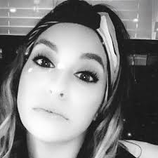 Danielle Colombo (@dani_girl_dancelifer) • Threads, Say more