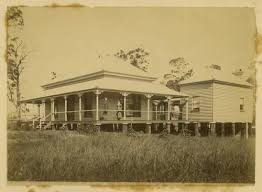 Side View Of Timber House On Rode Road In The Brisbane Suburb Of Nundah By State Library Of Queensland Au Australia House Brisbane Suburbs Queenslander House