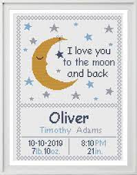 Questo modello colorato sarebbe un'aggiunta meravigliosa ad una stanza per bambini a tema. Cross Stitch Pattern Baby Birth Sampler Birth Announcement I Love You To The Moon Baby Boy Diy Customizable Pattern Download Birth Sampler Cross Stitch Birth Cross Stitch Baby Cross Stitch Patterns
