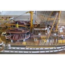 Tutti a bordo dell'amerigo vespucci, meravigliosa nave scuola della marina militare video. Mantua Model Amerigo Vespucci Lunghezza 1250mm Scala 1 84 Kit Di Montaggio Art 741 Casa Del Modellismo