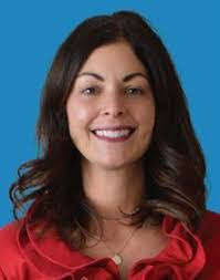 Rochelle Roth's Instagram, Twitter & Facebook