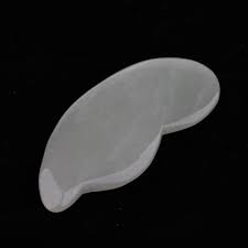 Using gua sha on your face is not meant to cause bruising. Jade Gua Sha Board Guasha Kratzt Massage Tool Kaufland De