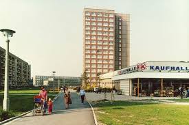 Grunau 1985 Konsum Kaufhalle In 2020 Stadterneuerung Grundsteinlegung Wolle Kaufen