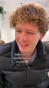 Bailey finding the resonant frequency of a room! 🤩🤯, #resonantfrequency  #baileypickles