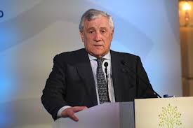 Tajani, "la tassa sugli extraprofitti sarebbe un grave errore"